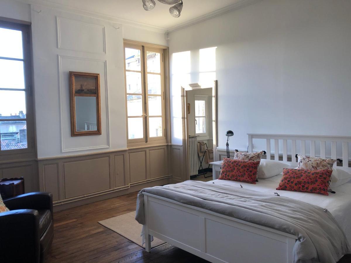 Beautifully Renovated Rooms On Place New York Angoulême Zewnętrze zdjęcie